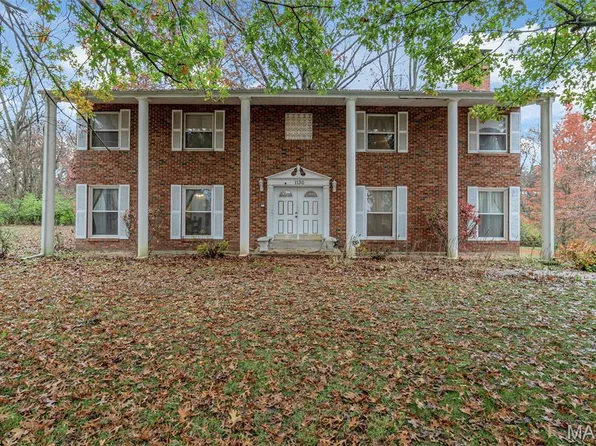 1130 Edlor Dr, Saint Louis, MO 63138