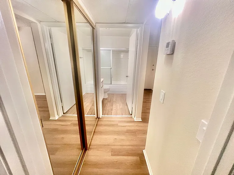 Lassen Apartments — Photo 16
