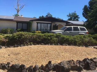 19865 Red Feather Rd, Apple Valley, CA 92307