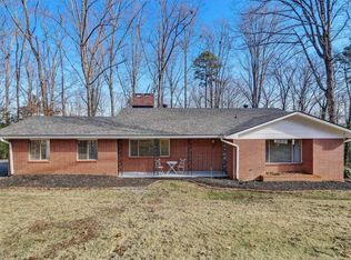 55 Valley Rd, Toccoa, GA 30577