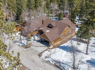 863 Conklin Rd, Big Bear Lake, CA 92315
