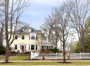 809 Lincoln Ave, Winnetka, IL