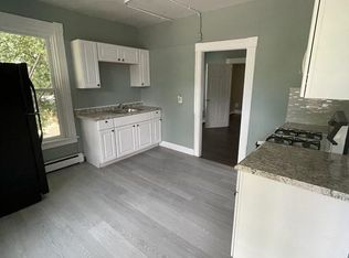 737 Cranston St APT 2, Providence, RI 02907