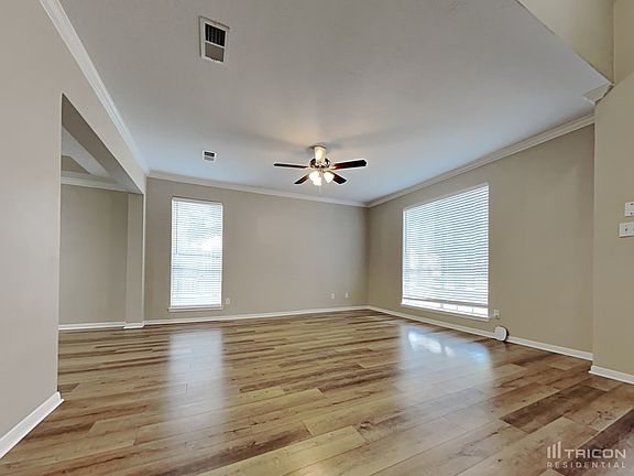 3rd image of 9518 Cane Creek Dr