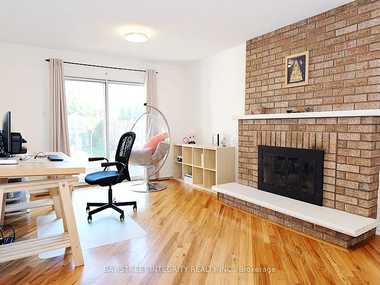 1213 Rosethorne Rd — Photo 13