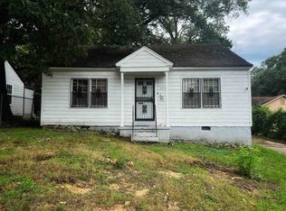 1093 Semmes St, Memphis, TN 38111