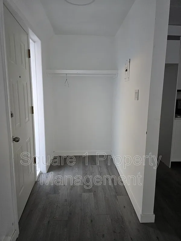 1 bed, 1.0 bath, $1,350 — Photo 3