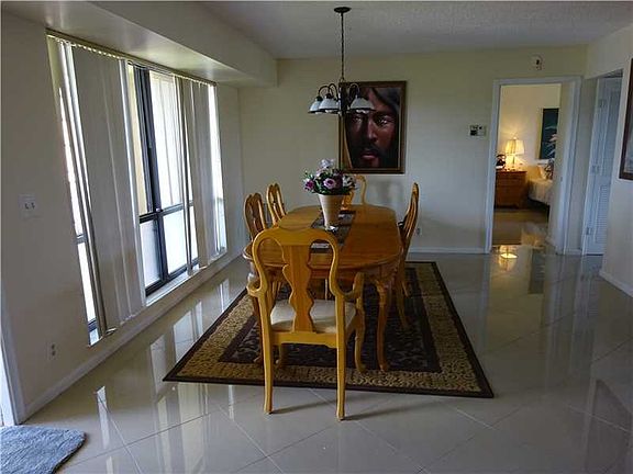 4th image of 1150 Homewood Blvd #202