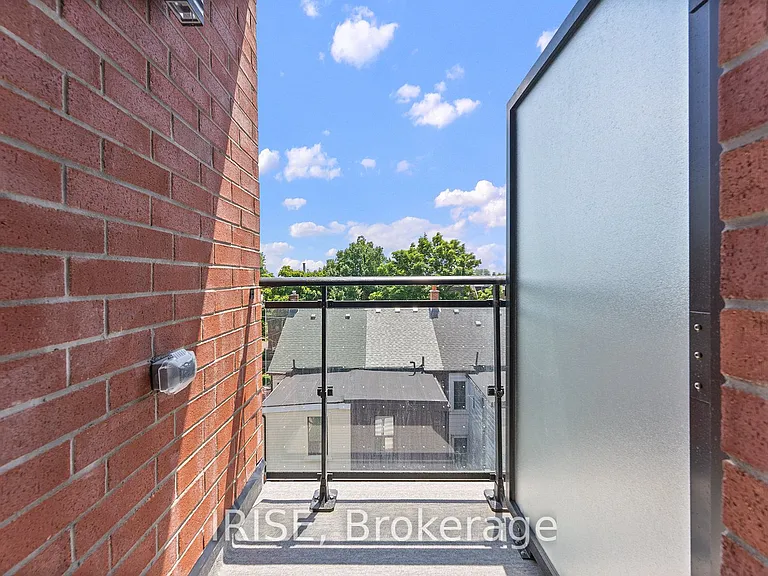 485 Logan Ave S #310 — Photo 33