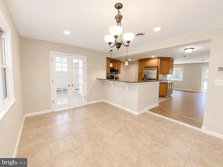 7411 Long Pine Dr — Photo 8