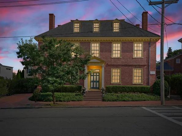 17 Federal St, Newburyport, MA 01950