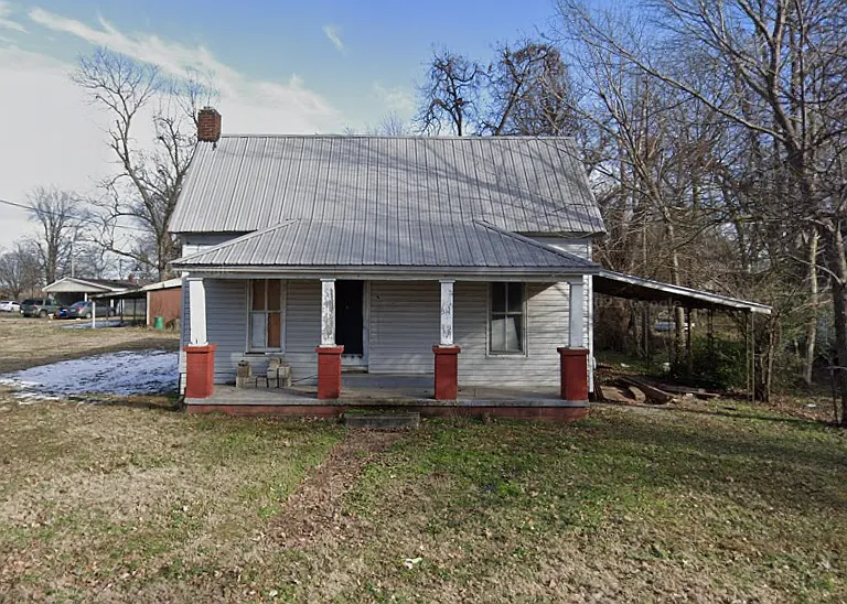 314 N Carrol St — Photo 1