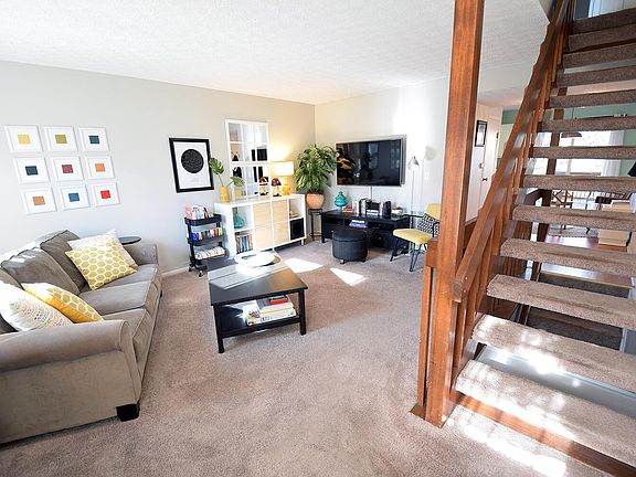 4th image of 8232 Baltimore Ave #1C
