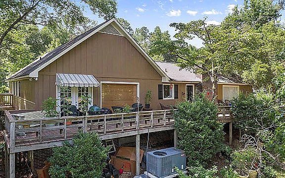 2nd image of 1331 Stillwaters Dr