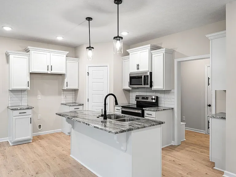 217 Wesson Dr — Photo 11
