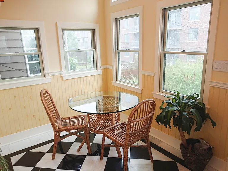 35 Q St NE — Photo 15