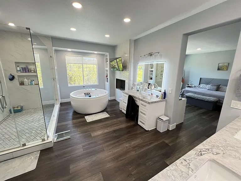 1836 E Bolinger Cir — Photo 21