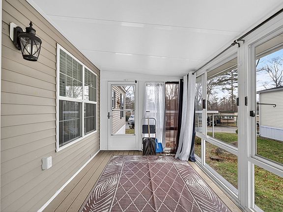 5th image of 18 Timber Ln