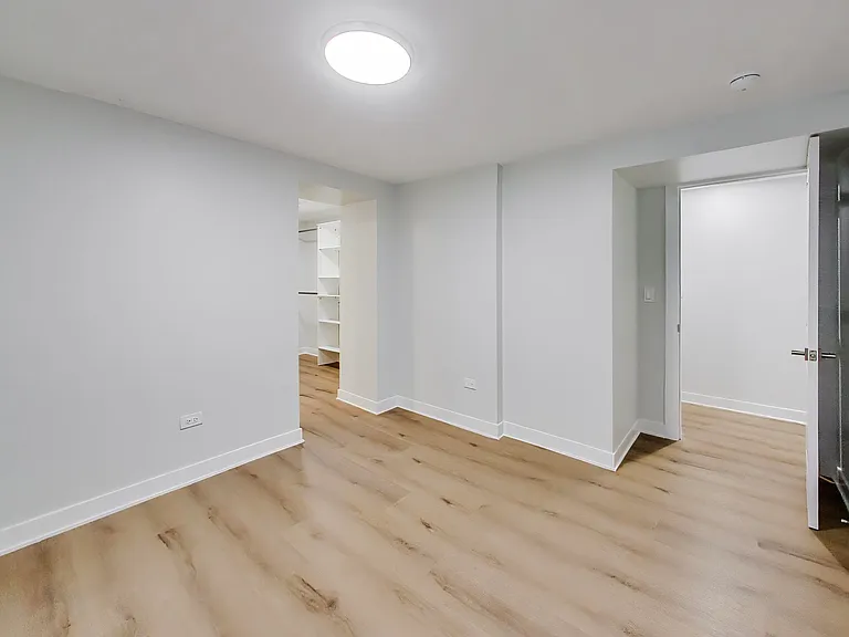 5222 N Christiana Ave #G — Photo 13