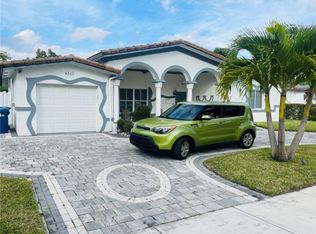 4511 NW 23rd St, Lauderhill, FL 33313