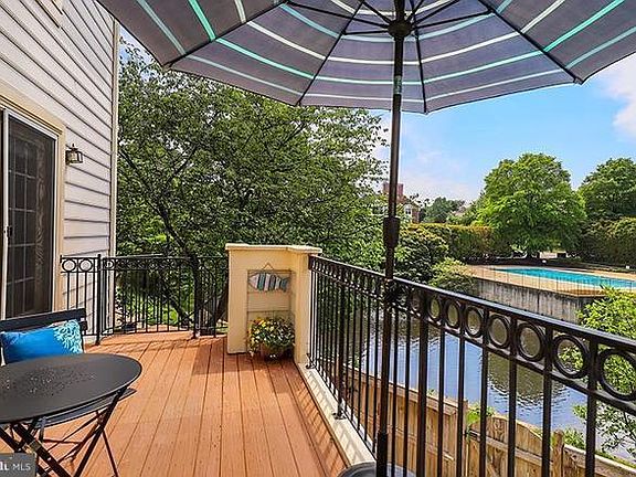 2nd image of 1129 Quaker Hill Ct #1129