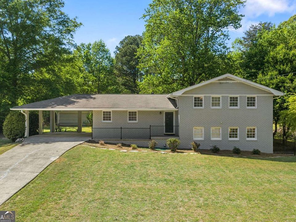 1st image of 641 Gordon Combs Rd NW