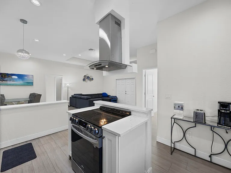 6934 Grapeview Blvd — Photo 35