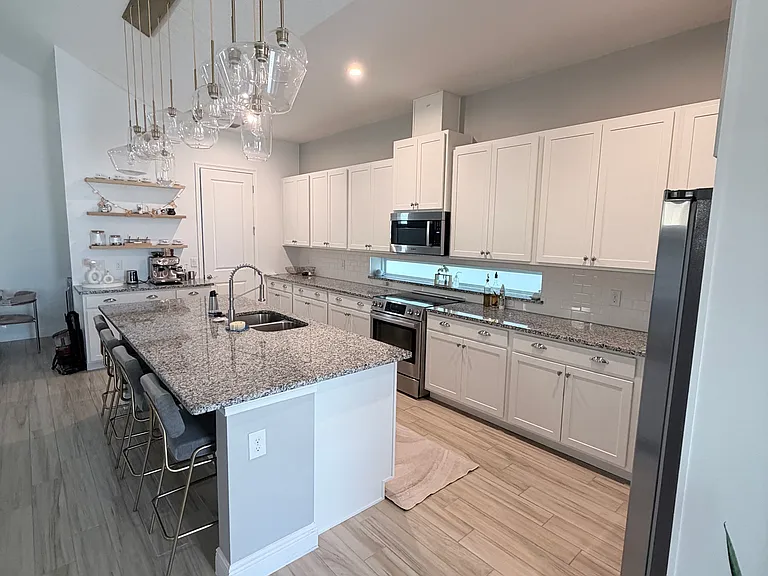 8513 Nemours Pkwy — Photo 2