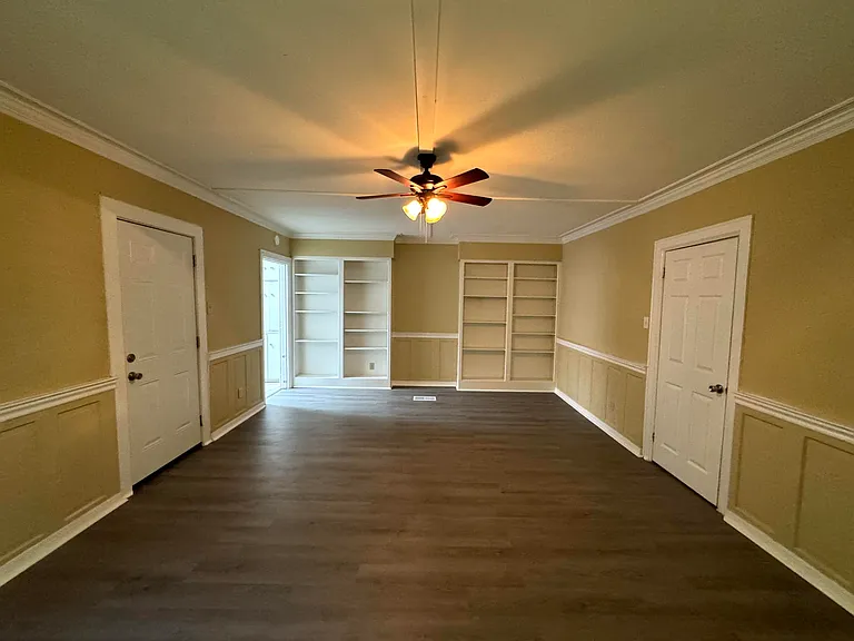 1918 Norman Bridge Ct — Photo 13