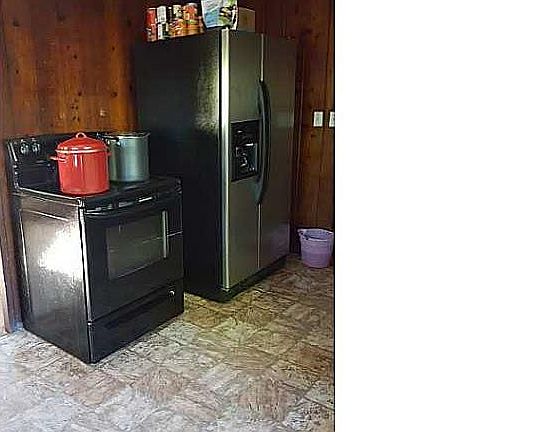 3rd image of 1707 Harrison Ln