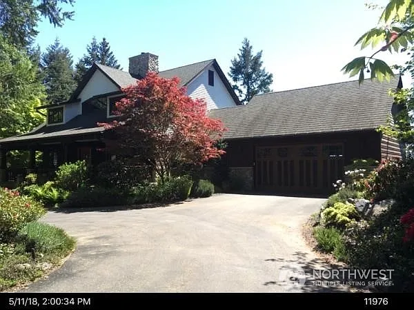 4914 Cape George Road photo 1