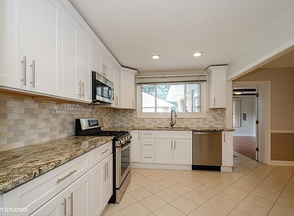 5th image of 851 E Grant Dr