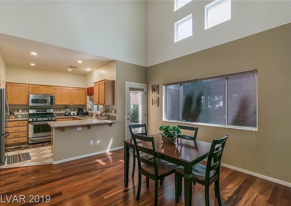 1st image of 10373 Sloping Hill Ave