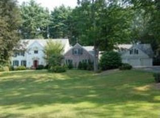 225 Mountain Brook Dr, Cheshire, CT 06410
