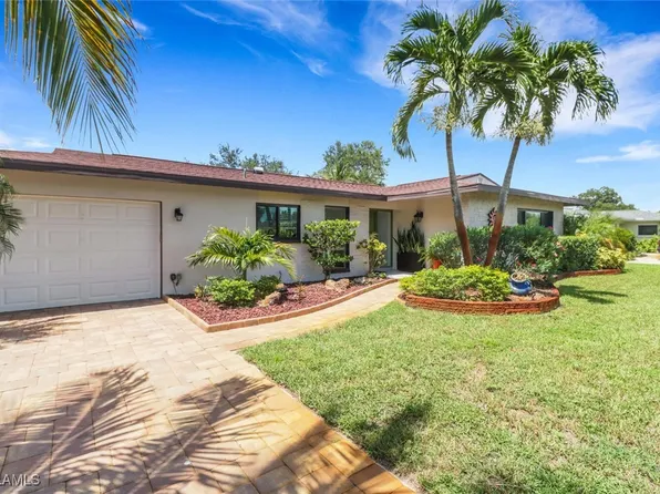 1015 El Valle Ave, Fort Myers, FL 33919
