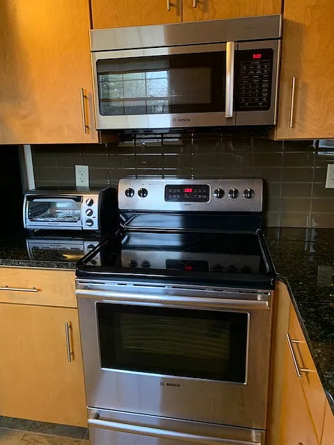 3 bed, 1500 sqft, $2,250 — Photo 2