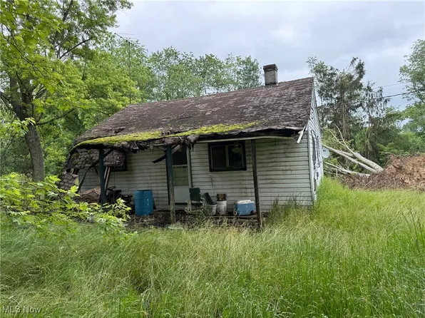 49640 Cherry Valley Rd, Cadiz, OH 43907