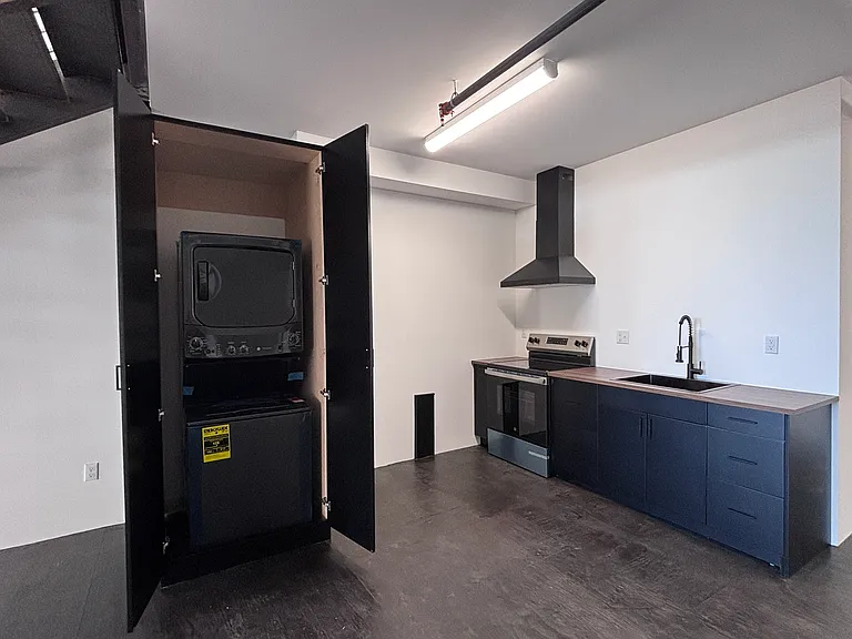 4020 Avalon Blvd #210 — Photo 16