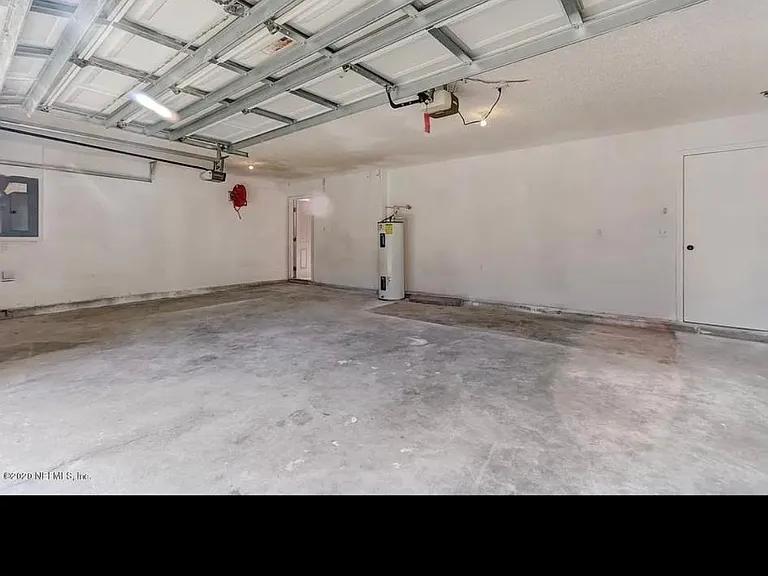 4043 Broad Creek Ln — Photo 30