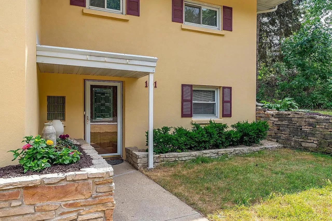 101 N Rosa Road — Photo 4