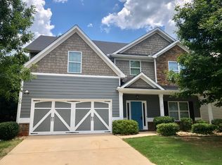 386 Cliffhaven Cir, Newnan, GA 30263