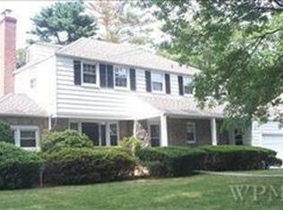 35 Seacord Rd, New Rochelle, NY 10804