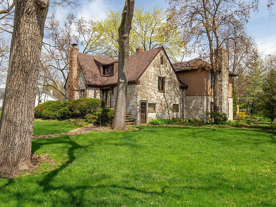 1st image of 224 Olesen Dr