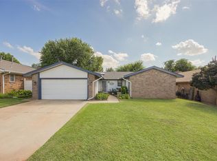 6712 Laurel Rd, Oklahoma City, OK 73162