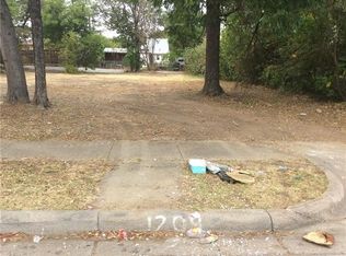 1209 E Pulaski St, Fort Worth, TX 76104