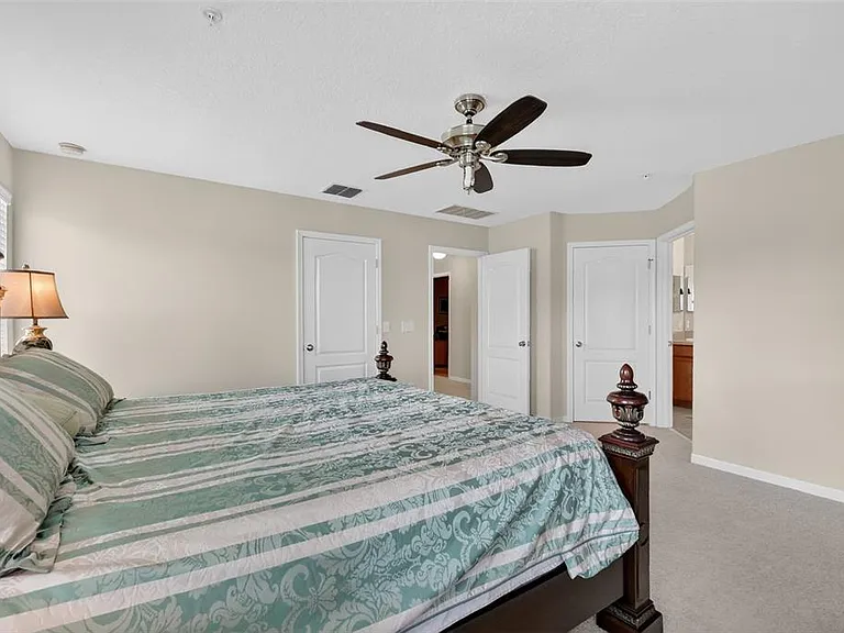 1323 Priory Cir — Photo 30