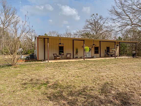 2nd image of 1070 Piney Grove Rd