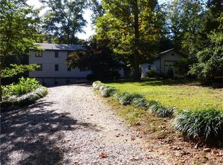 2300 Brookwood Rd, North Chesterfield, VA 23235