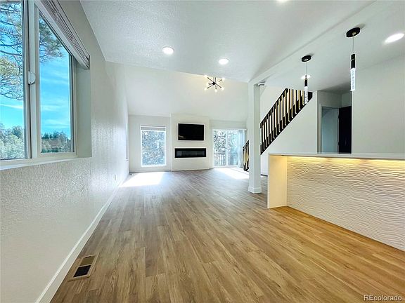2nd image of 79 Lakewood Cir