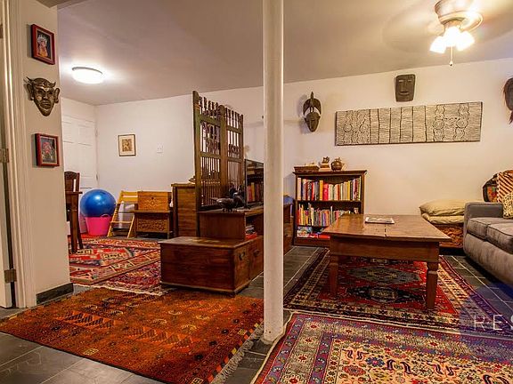 3rd image of 326 22nd St #1